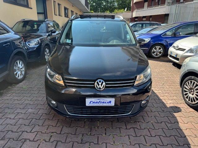 VOLKSWAGEN Touran 2.0 TDI 177 CV DSG Highline 7 posti tetto panoram