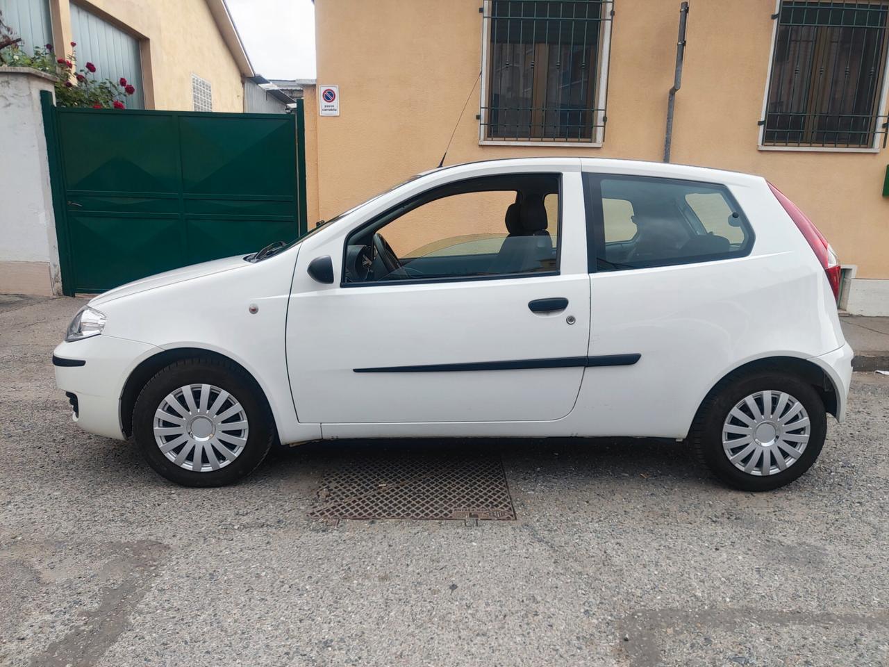Fiat Punto 1.3 MJT 148.000 KM