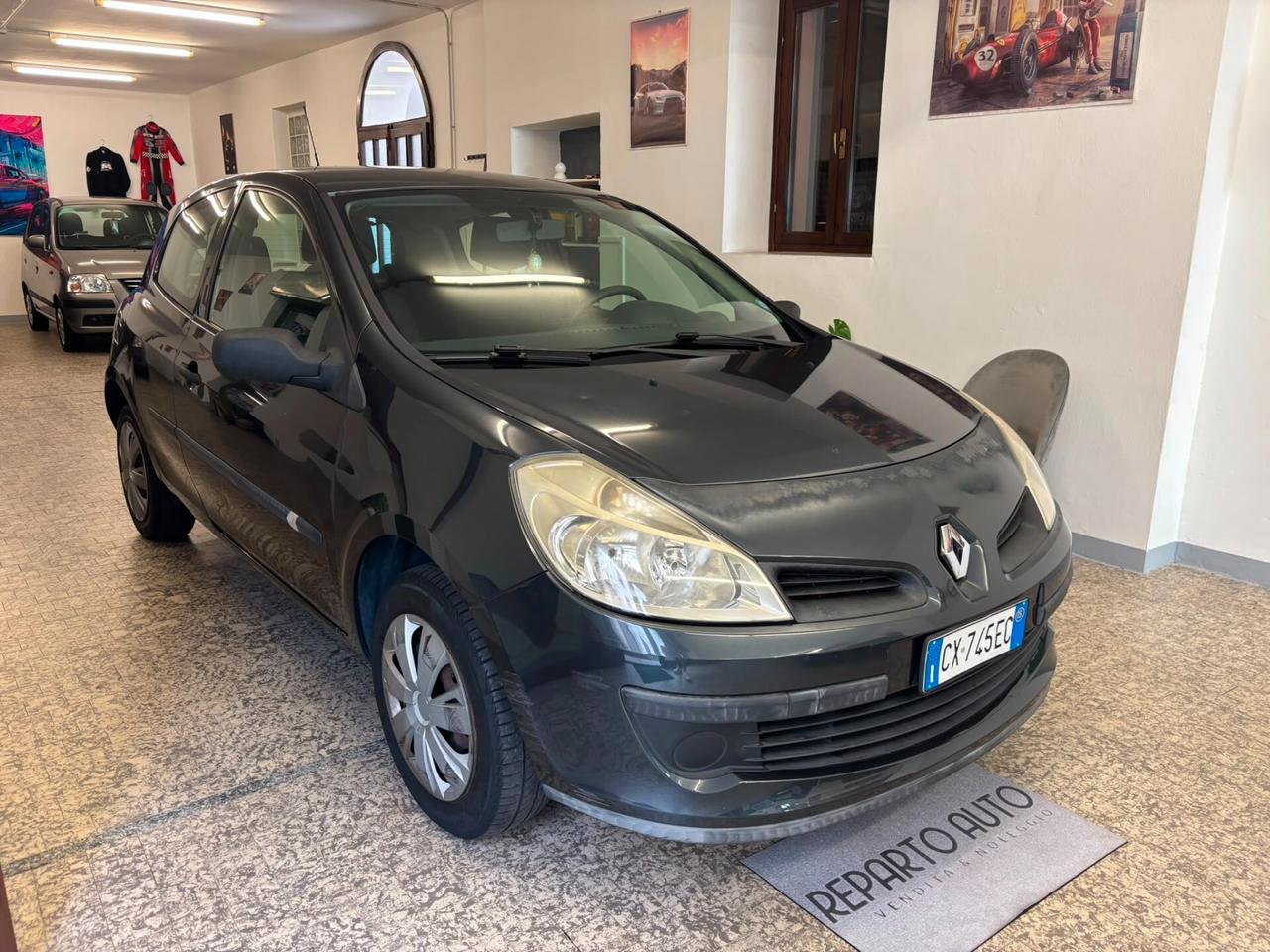 Renault Clio 1.2 16V 3 porte Confort