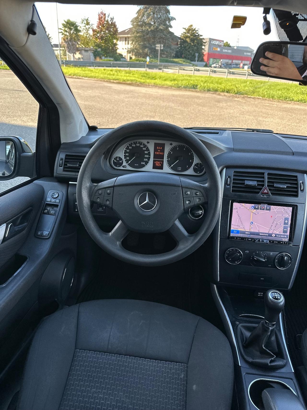 Mercedes-benz B 160 180 BlueEFFICIENCY Executive
