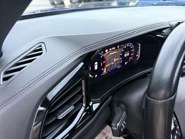 Volkswagen T-Roc 2.0 TDI SCR 150 CV DSG R-Line