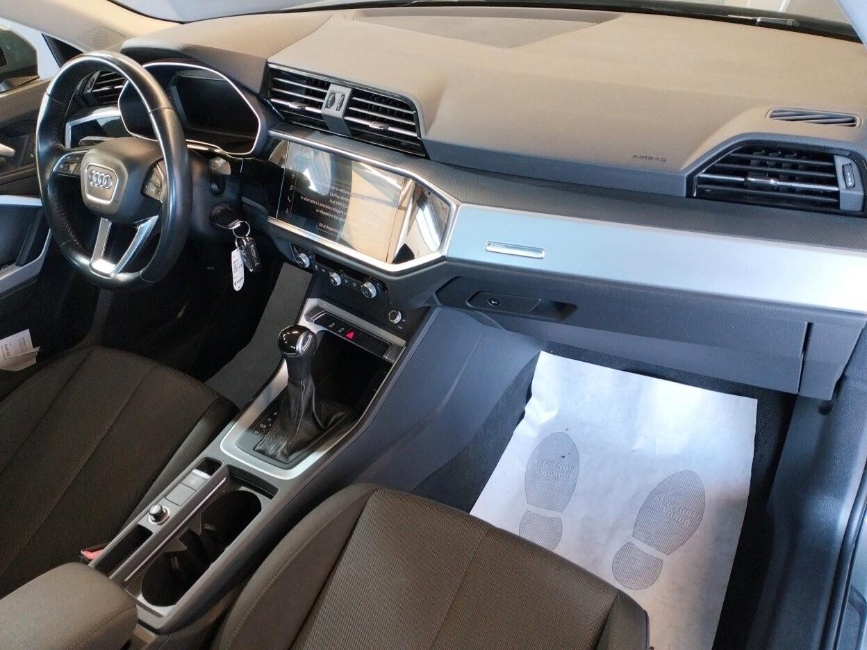 Audi Q3 35 TDI S tronic