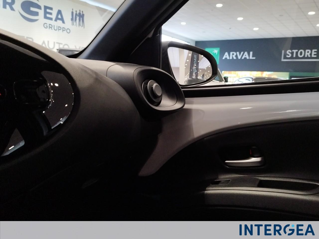 TOYOTA Aygo X 1.0 Active 72cv s-cvt