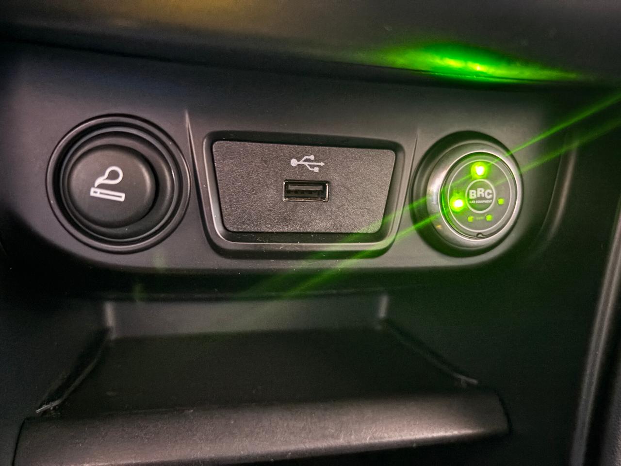 Evo 4 1.6 Bi-Fuel GPL 84KW 114CV NEOPATENTATO