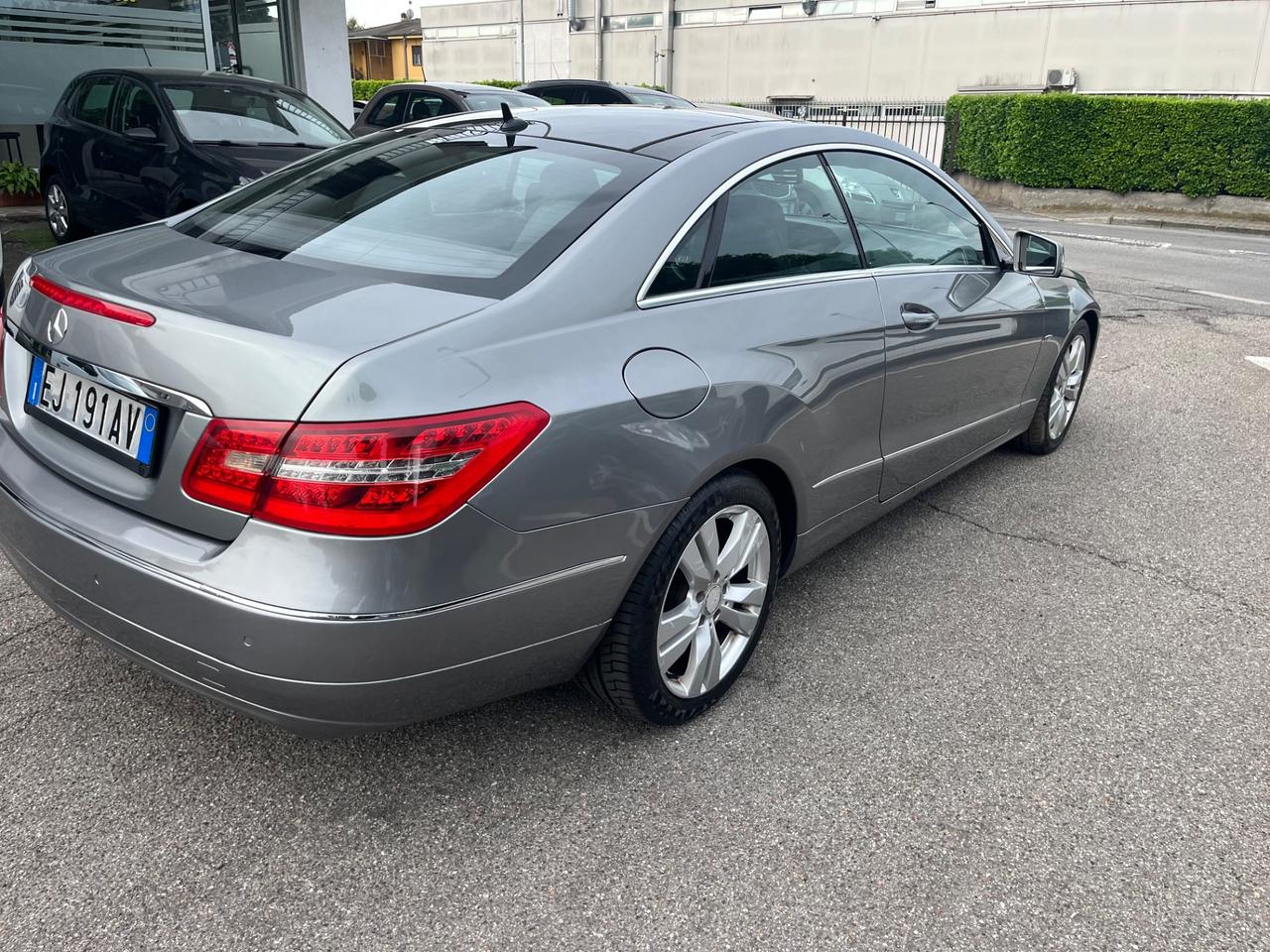 E220CDI Coupe/170CV/Euro5B con FAP/cambio automatico/unico proprietario