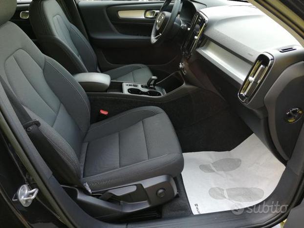 VOLVO XC40 T4 Recharge Plug-in Hybrid Inscriptio