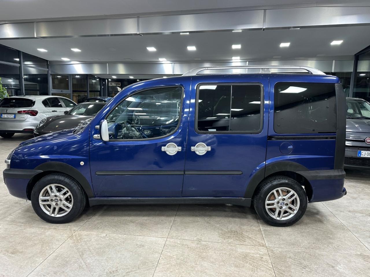 Fiat Doblo 1.9 JTD cat Malibù Gancio traino 2004