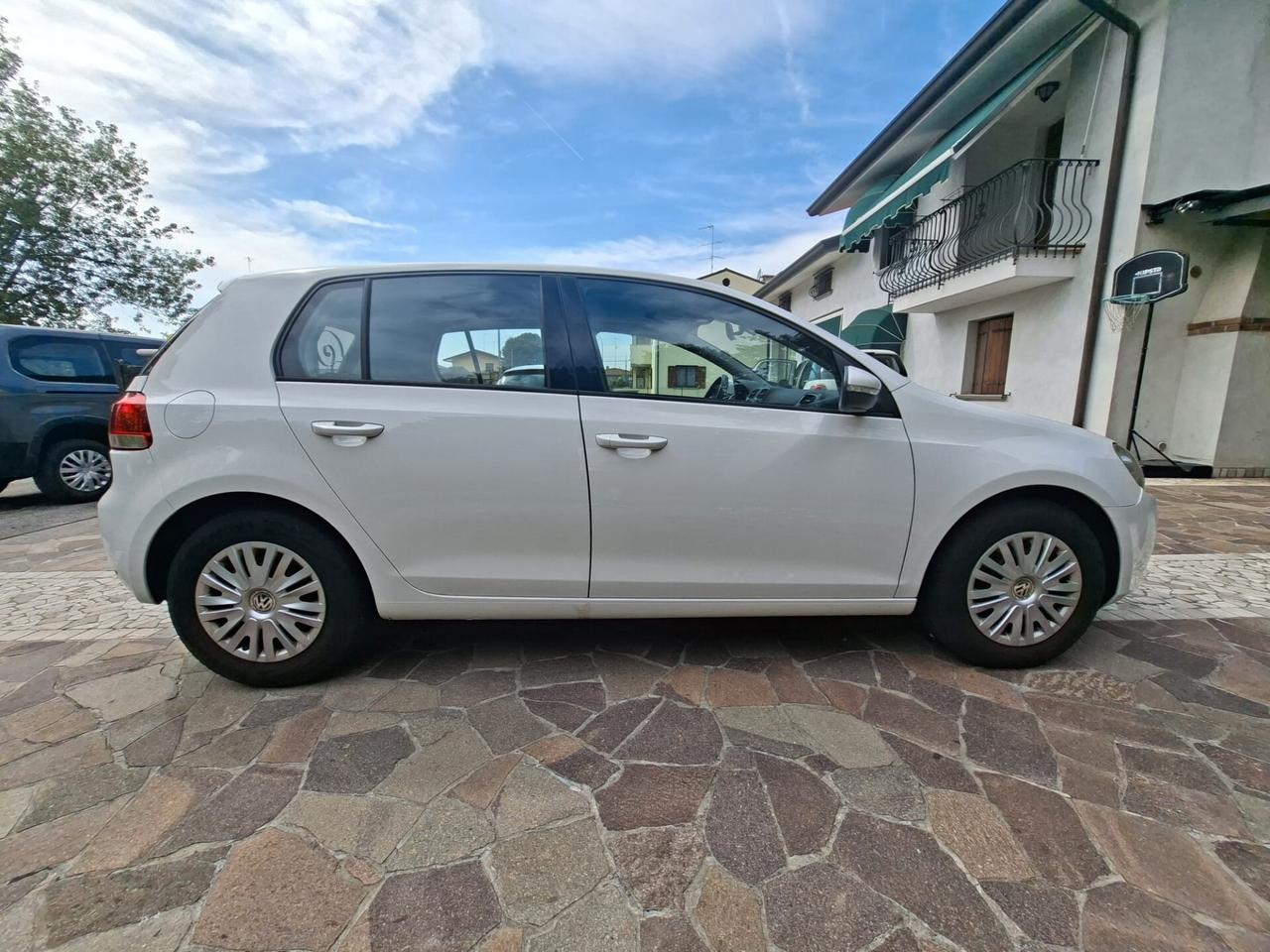 Volkswagen Golf 2010
