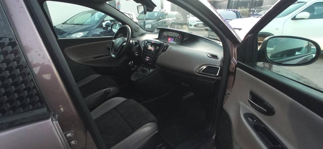 Lancia Ypsilon 1.2GPL PLATINO LEGGI!