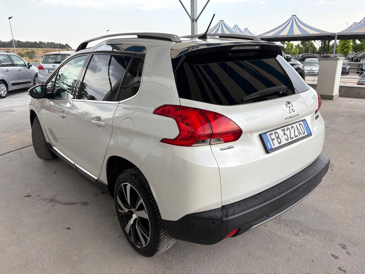 Peugeot 2008 BlueHDi 120 S&S Allure