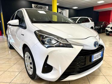 TOYOTA Yaris 1.5 Hybrid 5 porte Cool AUTOM. OK NEOPATENTATO
