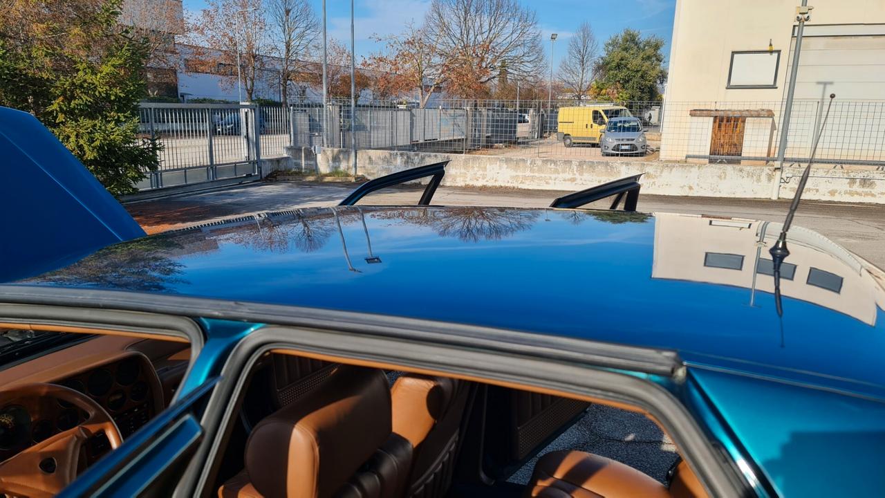 Lancia Thema 8.32