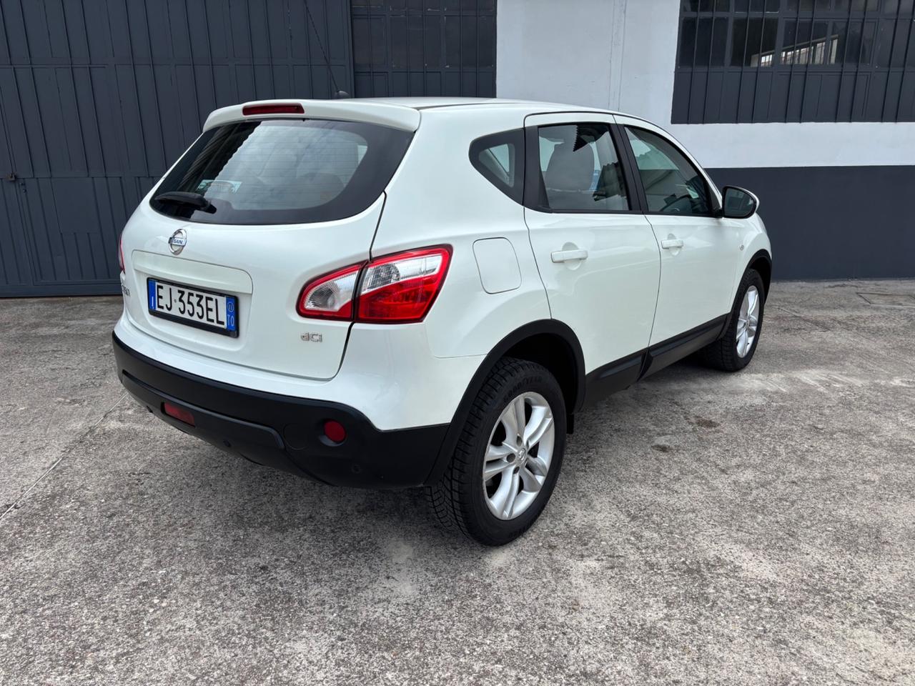 Nissan Qashqai 2.0 dCi . Garanzia 12 mesi