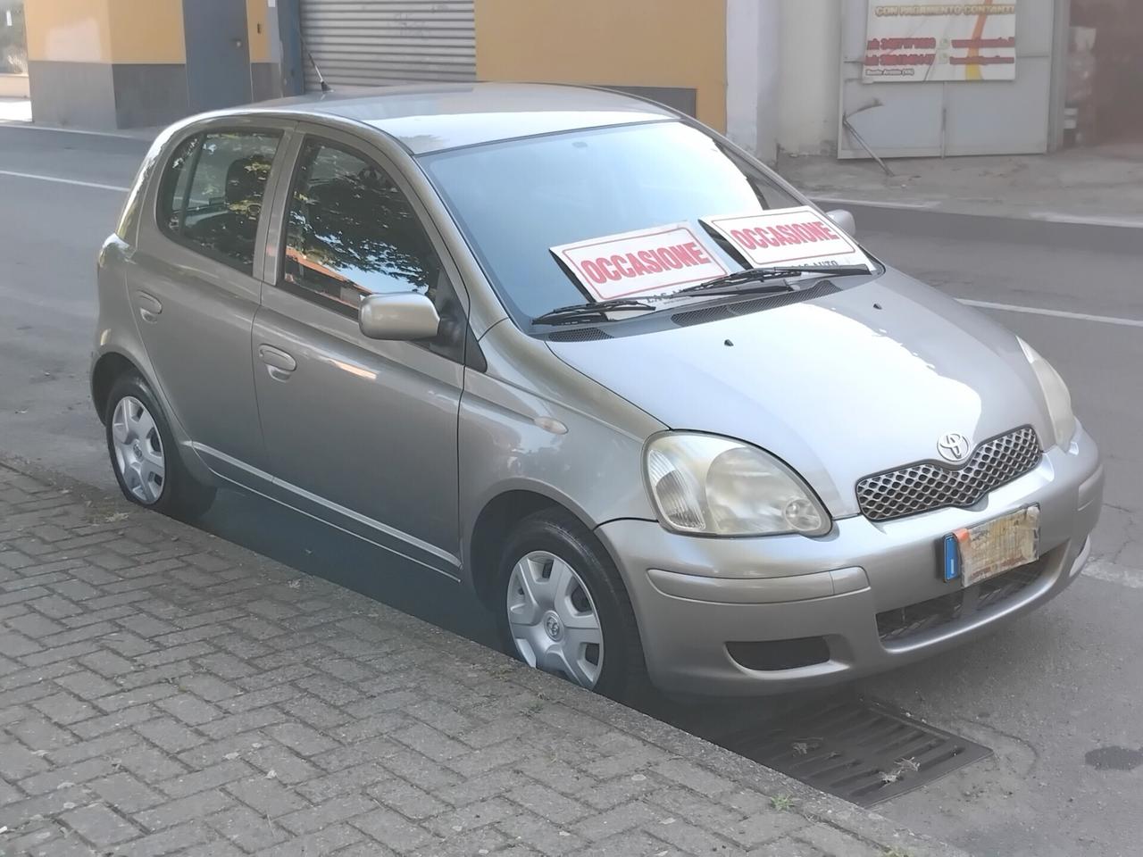 Toyota Yaris 1.0i 16V cat 5 porte KM 130 IDEALE PER NEO PATENTATI A 2.499 EURO