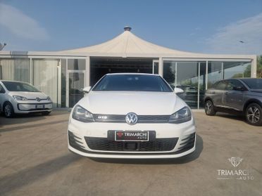 Volkswagen Golf GT 2.0 TDI GTD DSG BlueMotion Technology