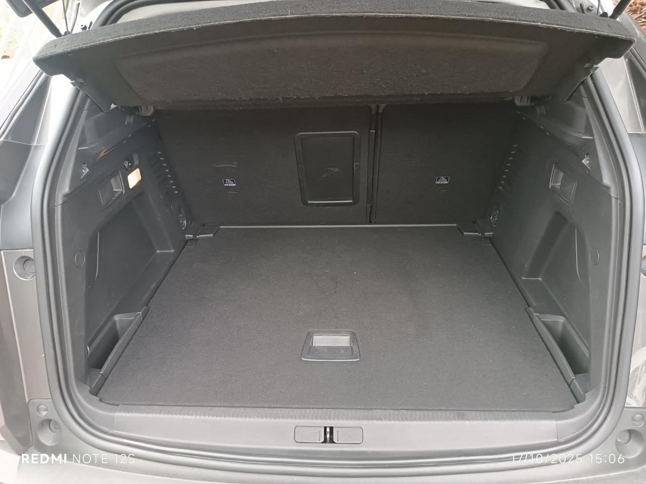 Peugeot 3008 BlueHDi 130 S&S Allure Pack