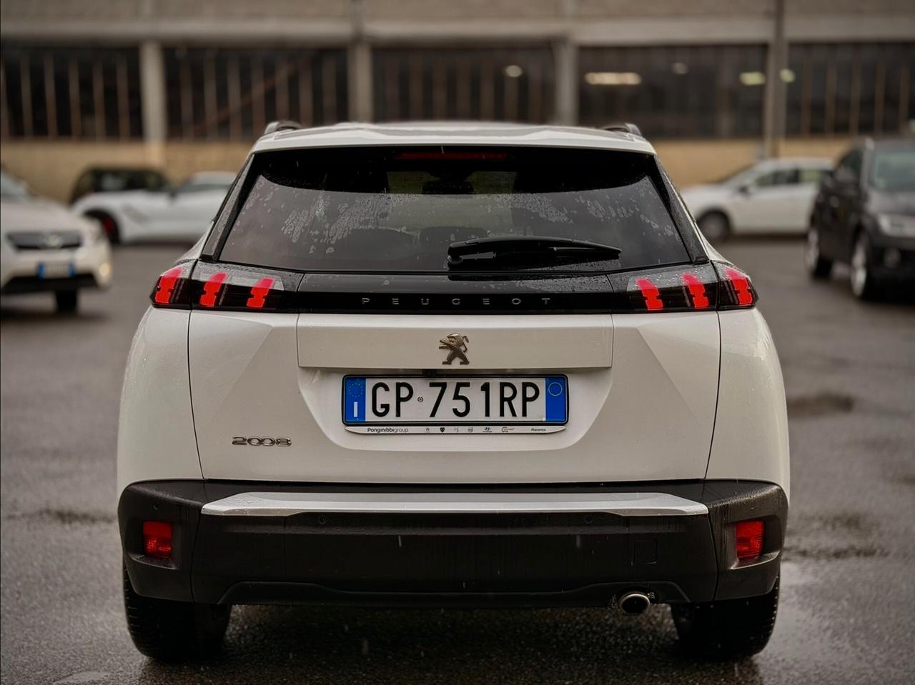 Peugeot 2008 BlueHDi 130 S&S EAT8 GT