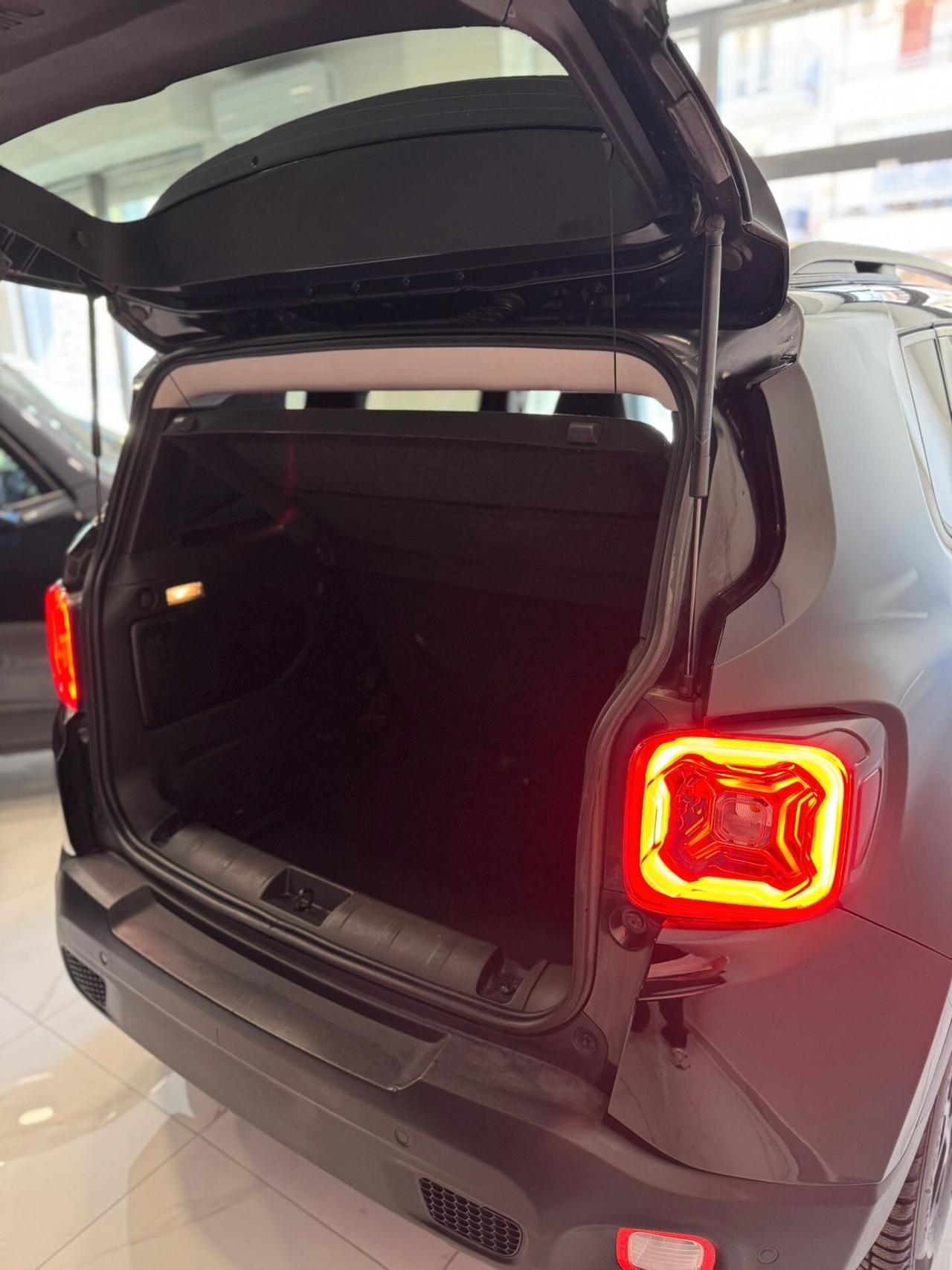 Jeep Renegade TOTAL BLACK