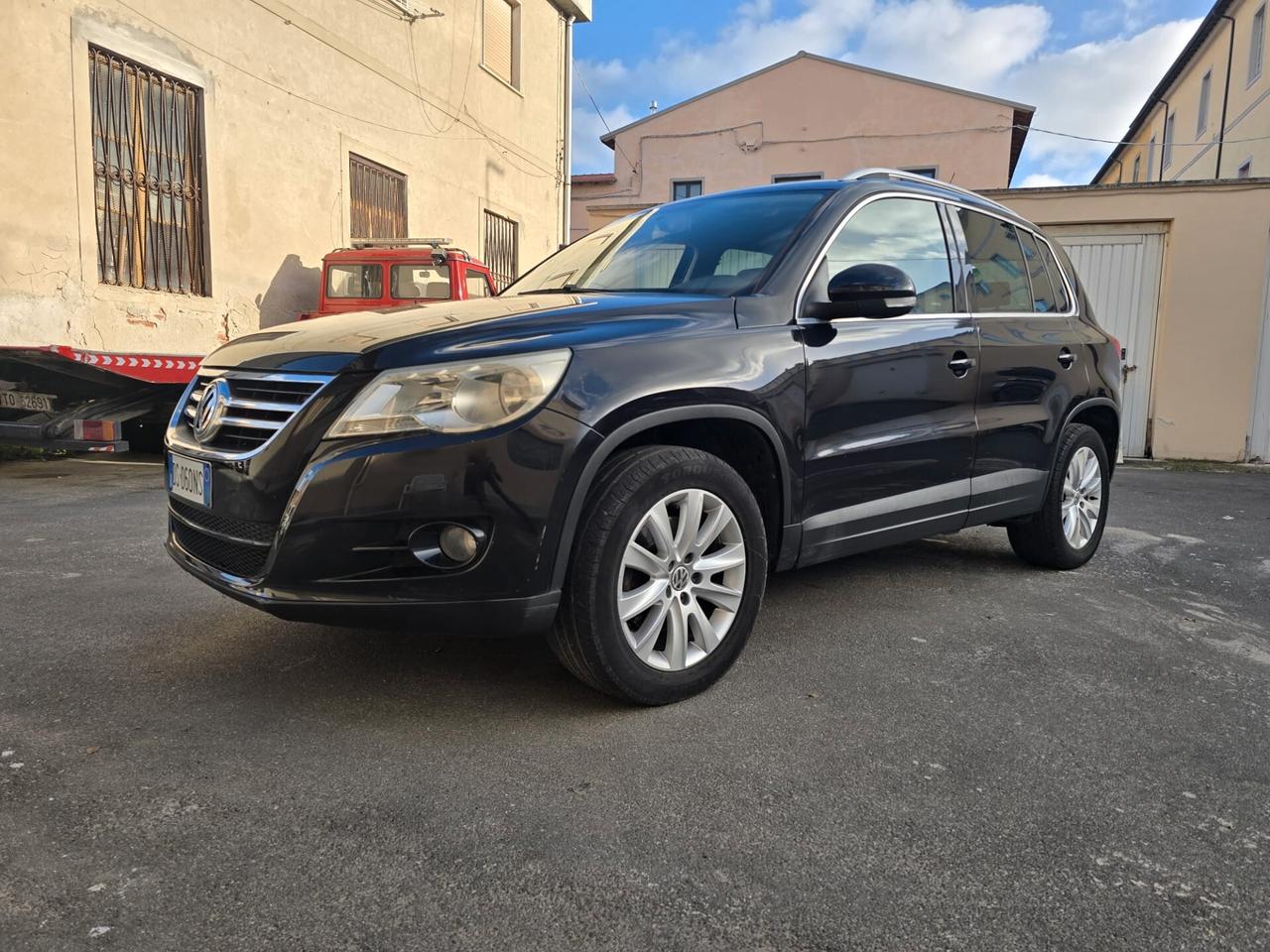 Volkswagen Tiguan 2.0 16V TDI DPF tiptronic Sport & Style (18°)