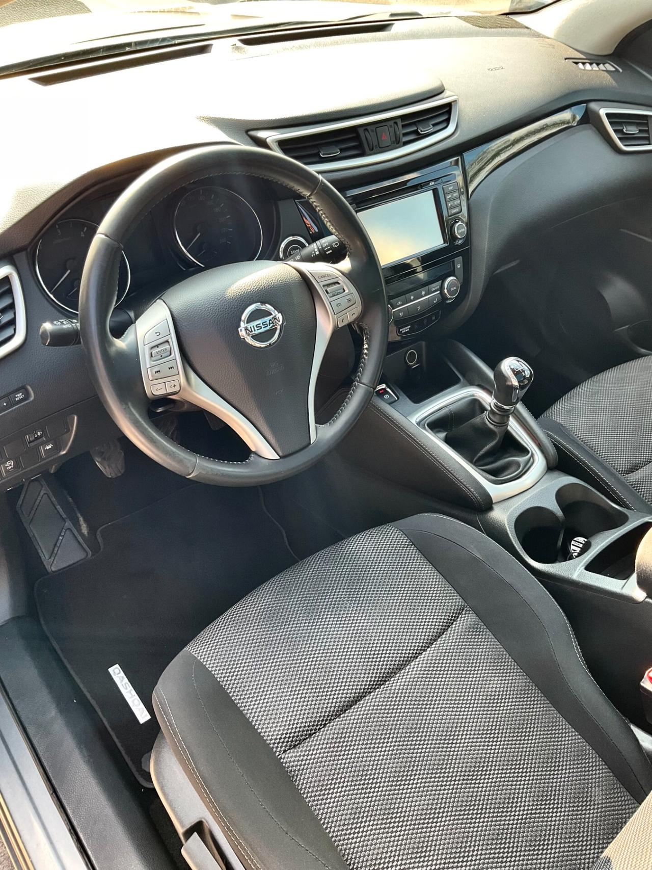 Nissan Qashqai 1.6 dCi 2WD 360