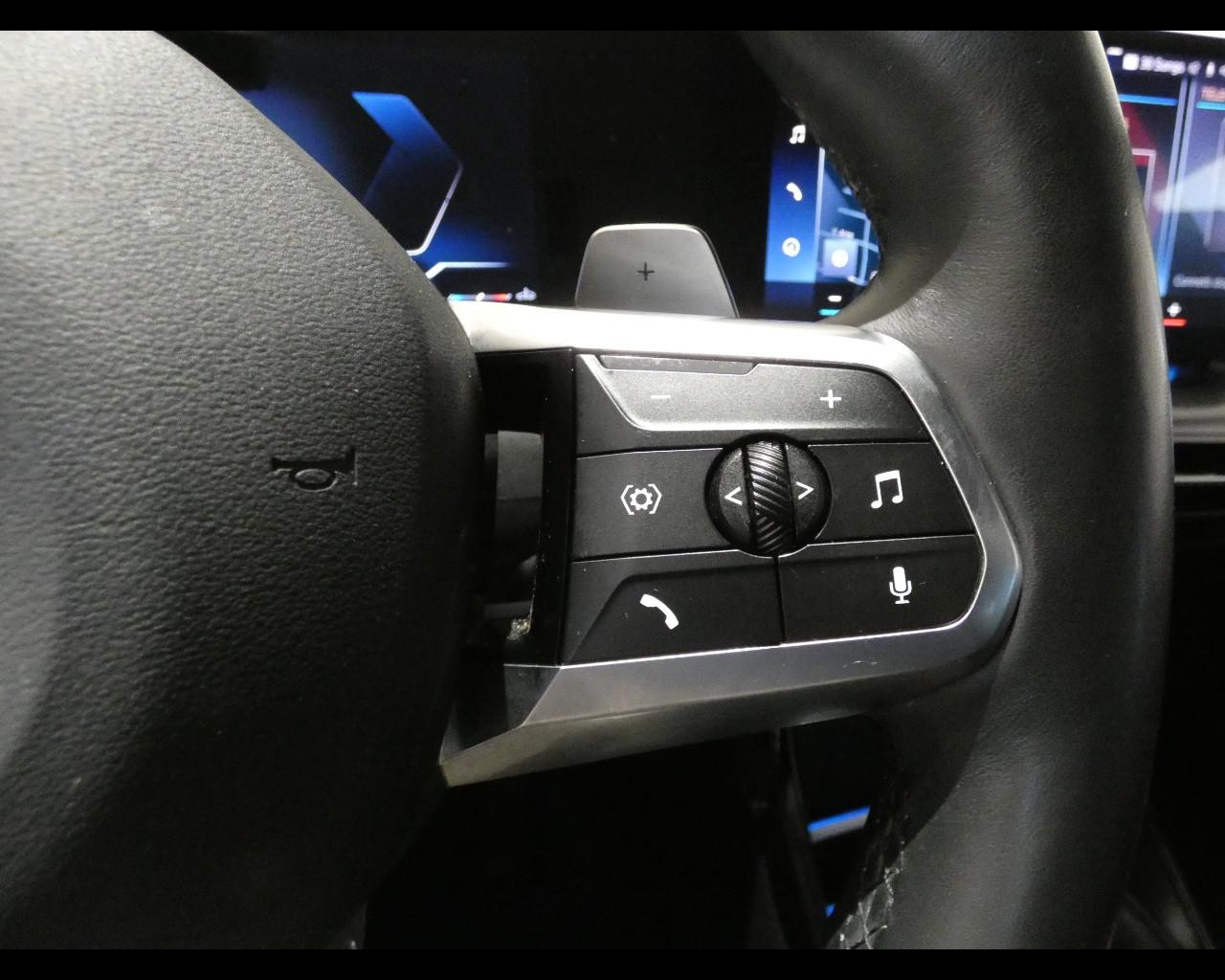 BMW Serie 2 A.T. (U06) - 220i 48V Active Tourer Msport