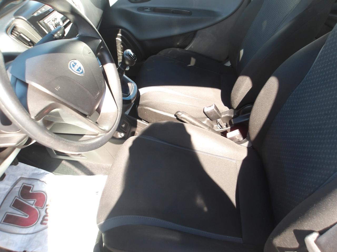 LANCIA YPSILON 1.2 BENZ/GPL -12/2016