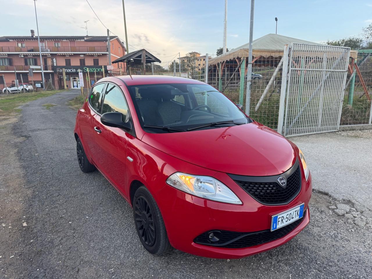 Lancia Ypsilon 1.2 69 CV 5 porte GPL Ecochic Gold NEOPATENTATI