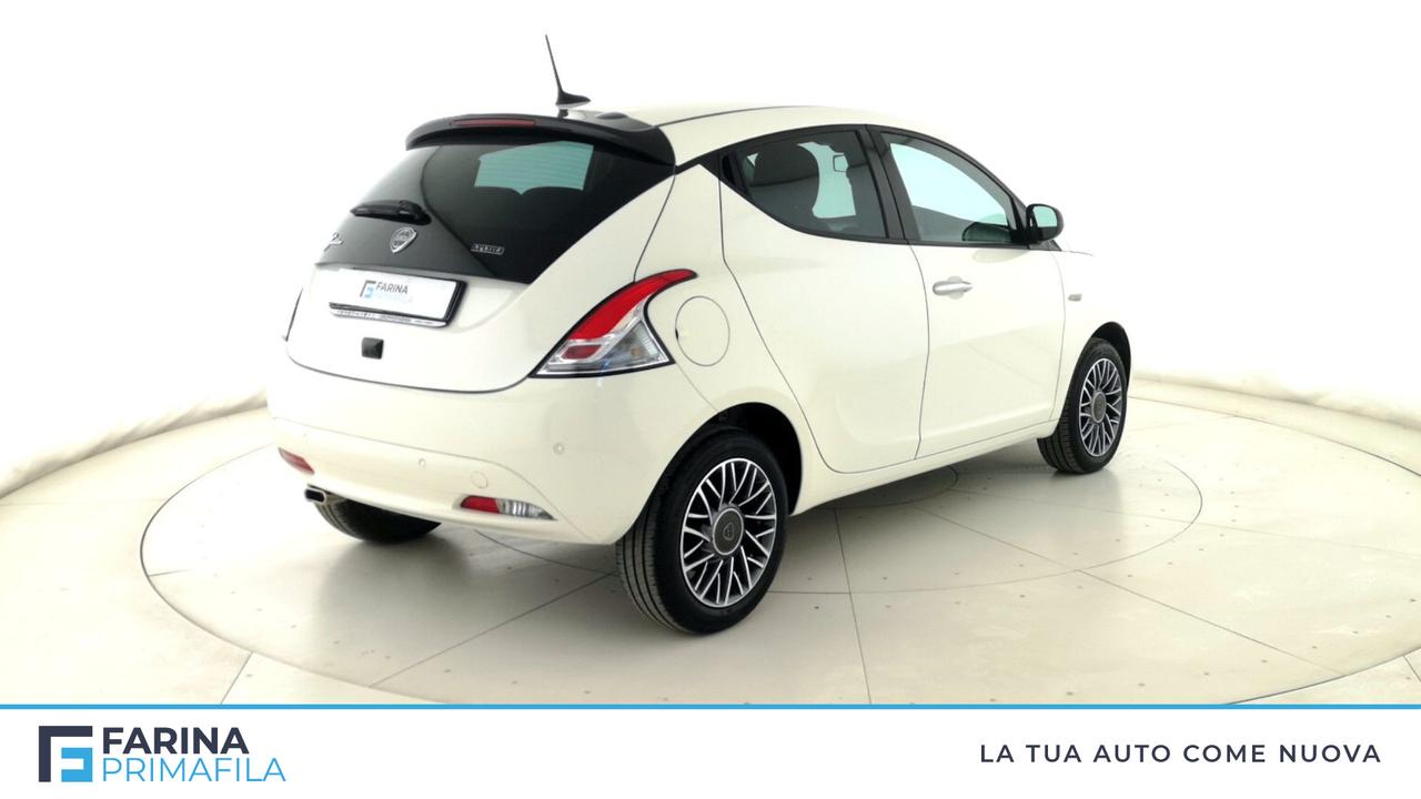 LANCIA Ypsilon III 2021 - Ypsilon 1.0 firefly hybrid Gold Plus s&s 70cv 5p.ti