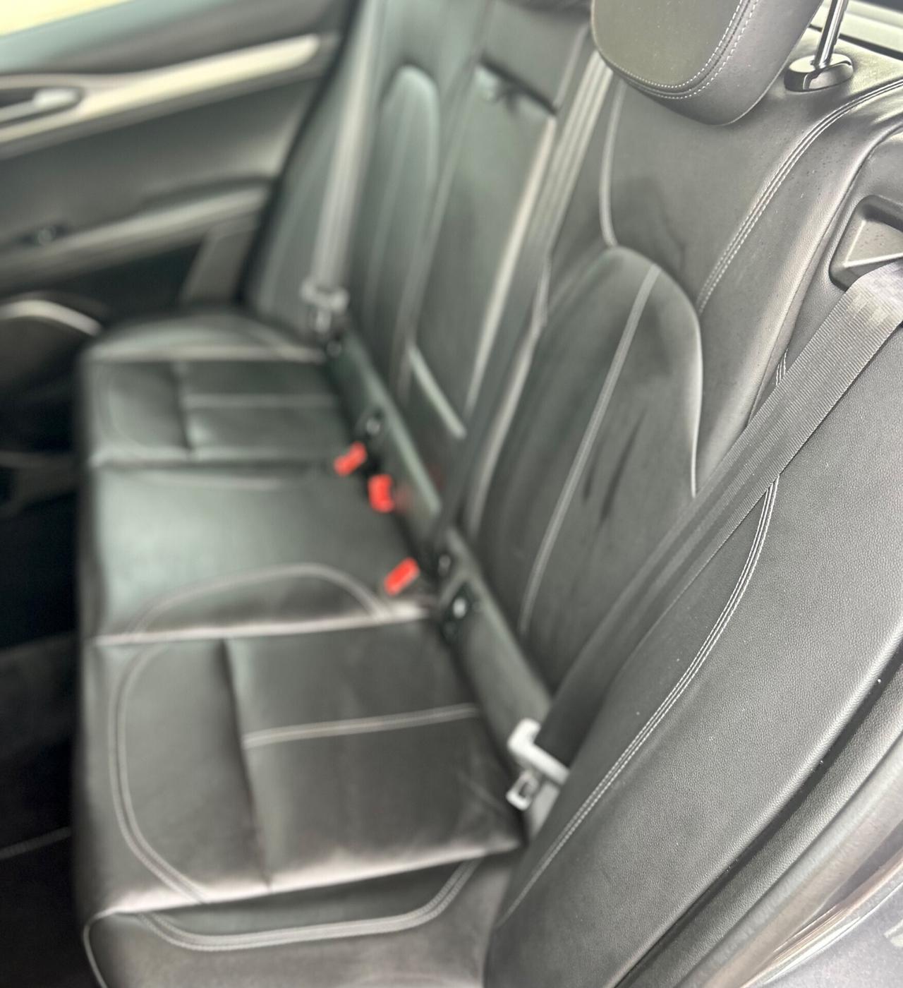 Alfa Romeo Stelvio 2.2 TD 210CV Q4 Executive FULL