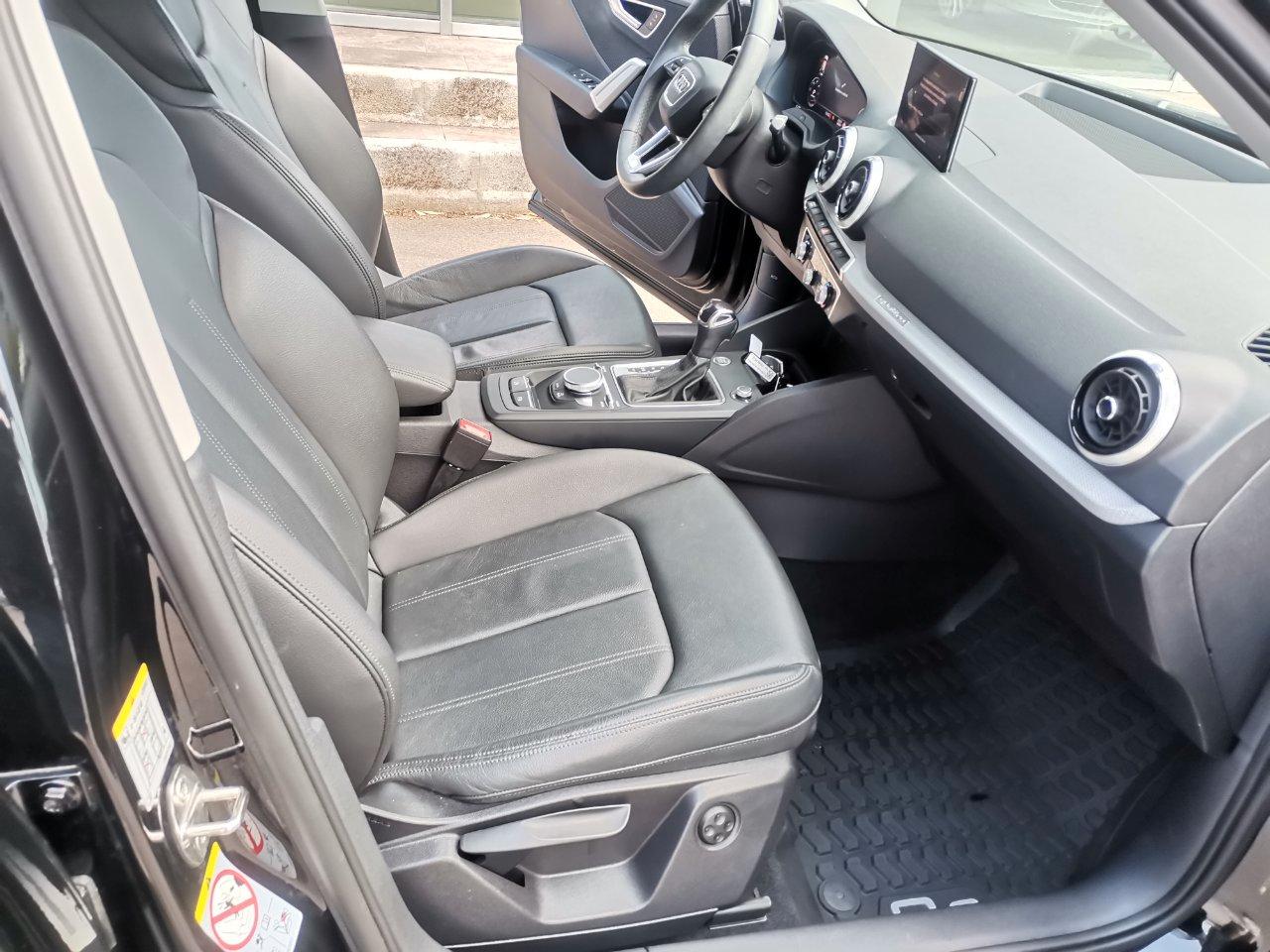 Audi Q2 35 2.0 tdi Identity Black s-tronic