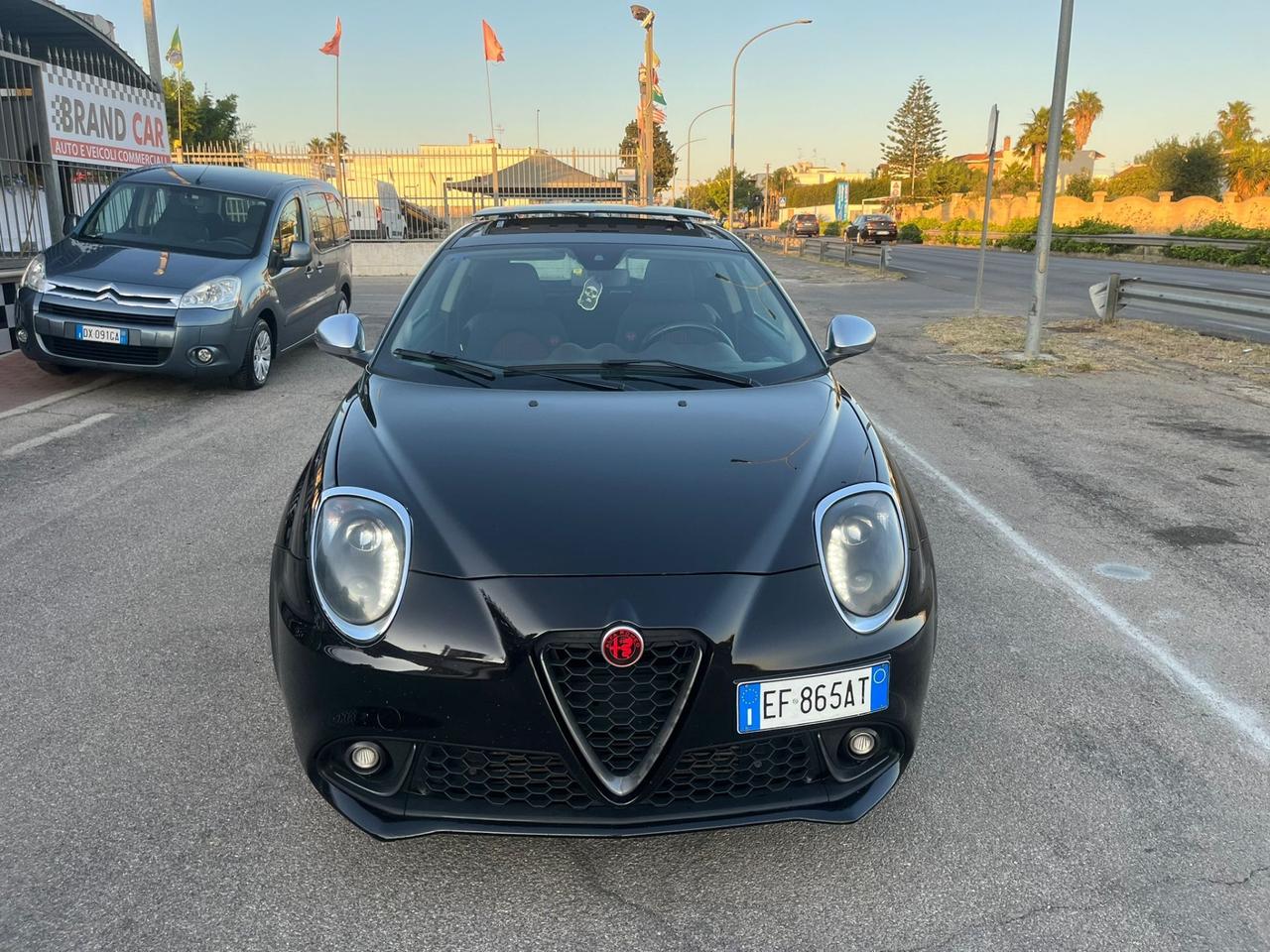 Alfa Romeo MiTo 1.6 JTDm Distinctive Premium 2011