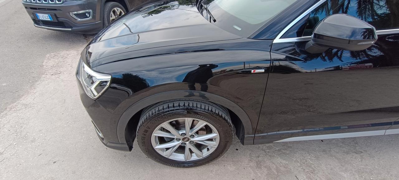 Audi Q3 35 TDI S tronic line edition