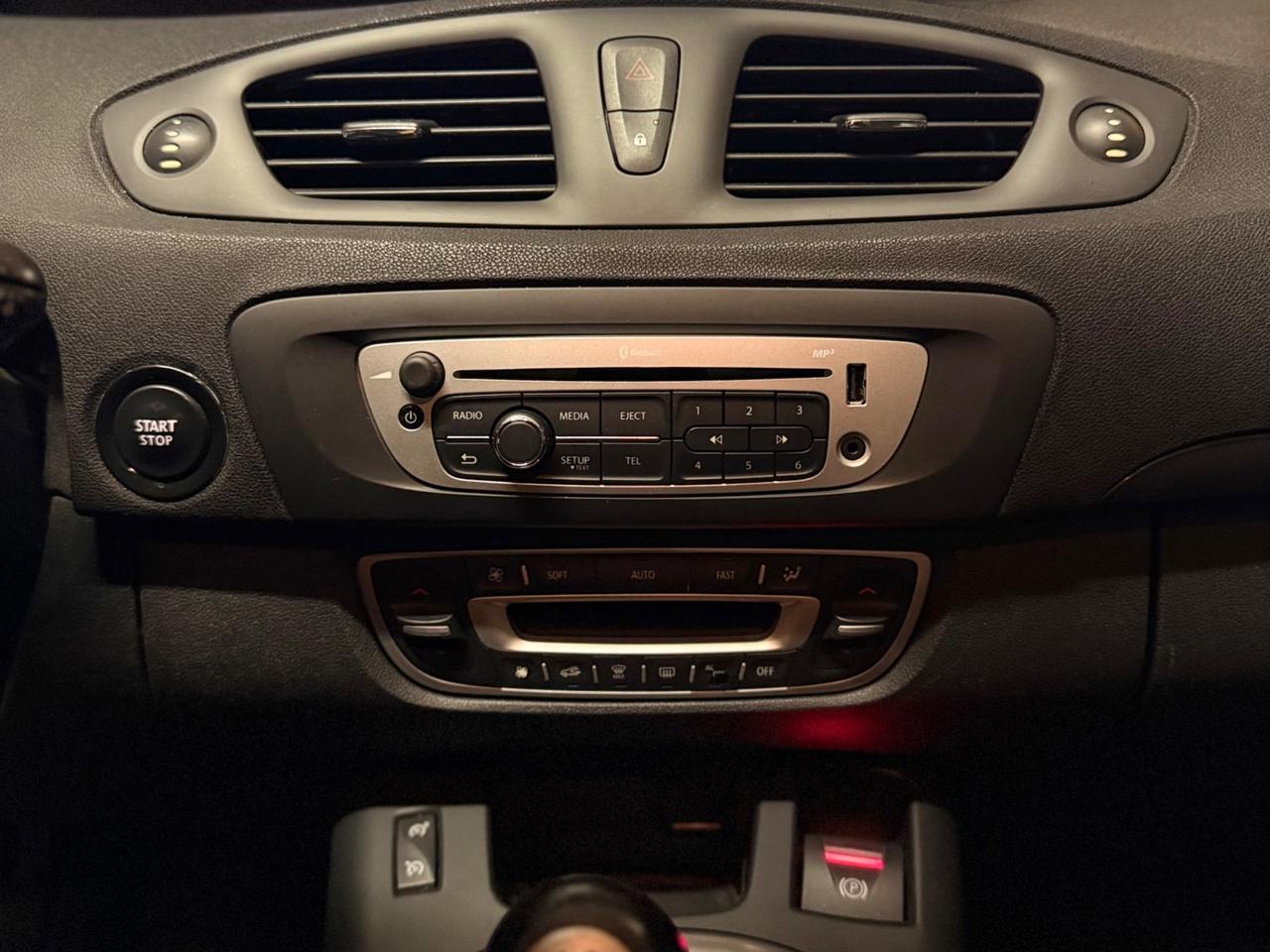 INCREDIBILE RENAULT SCENIC XMOD IN CONDIZIONI ECCELLENTI