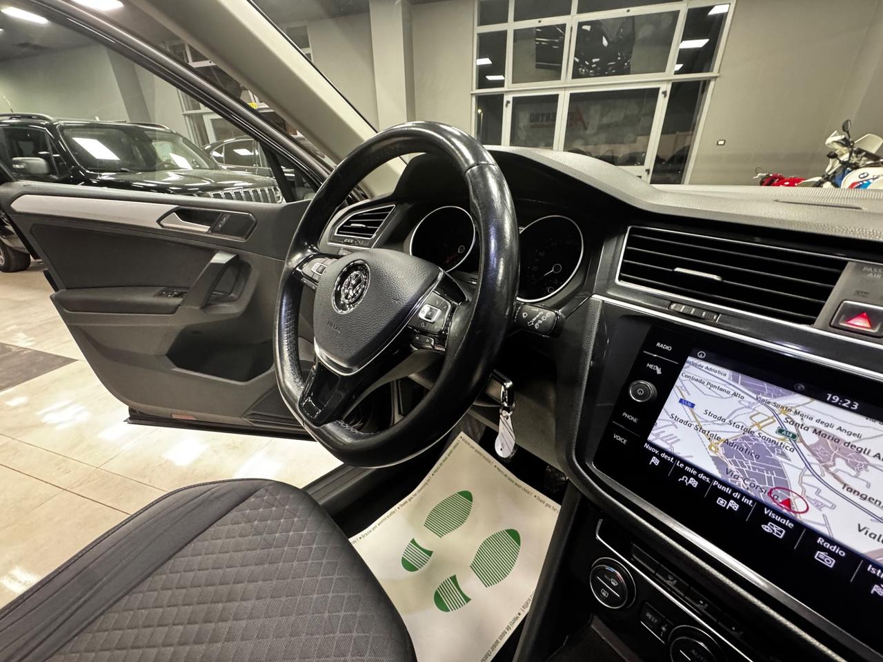 VOLKSWAGEN TIGUAN 2018 1.6 TDI TETTO APRIBILE