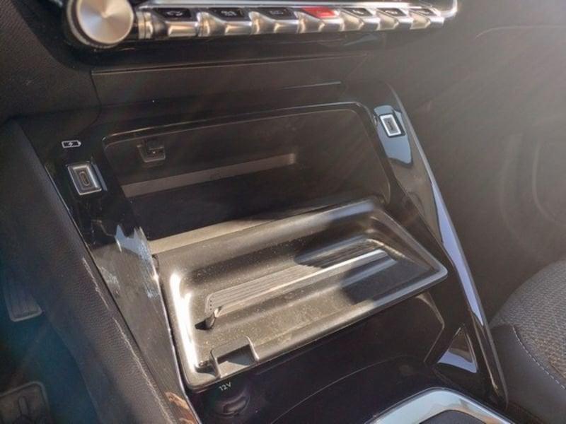 Peugeot 208 Allure PureTech 100 S/S