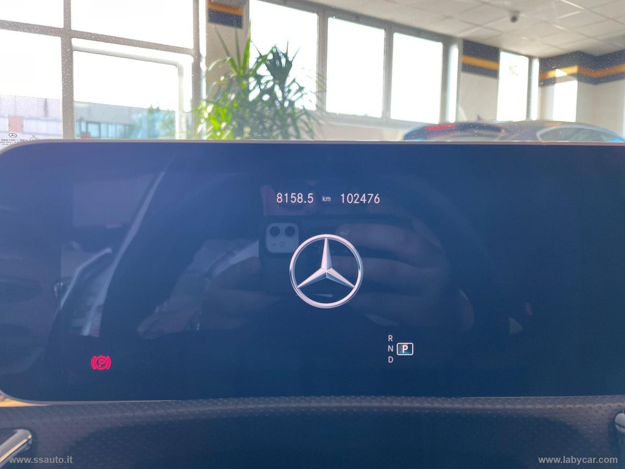 MERCEDES-BENZ A 180 d Automatic Premium