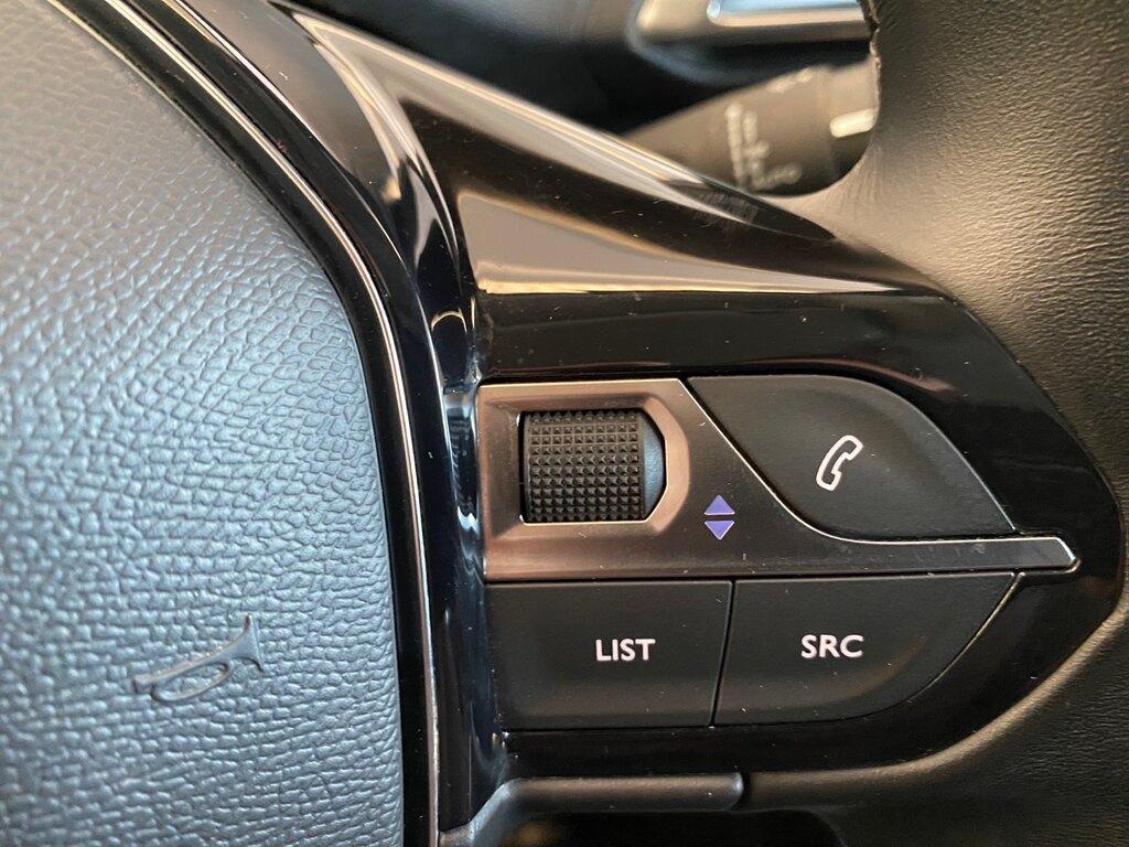 Peugeot 3008 1.5 BlueHDi Allure Pack - PROMO