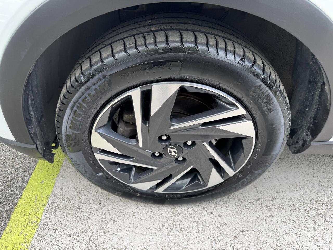 Hyundai Bayon 1.2mpi Xline CARPLAY GARANZIA 24MESI