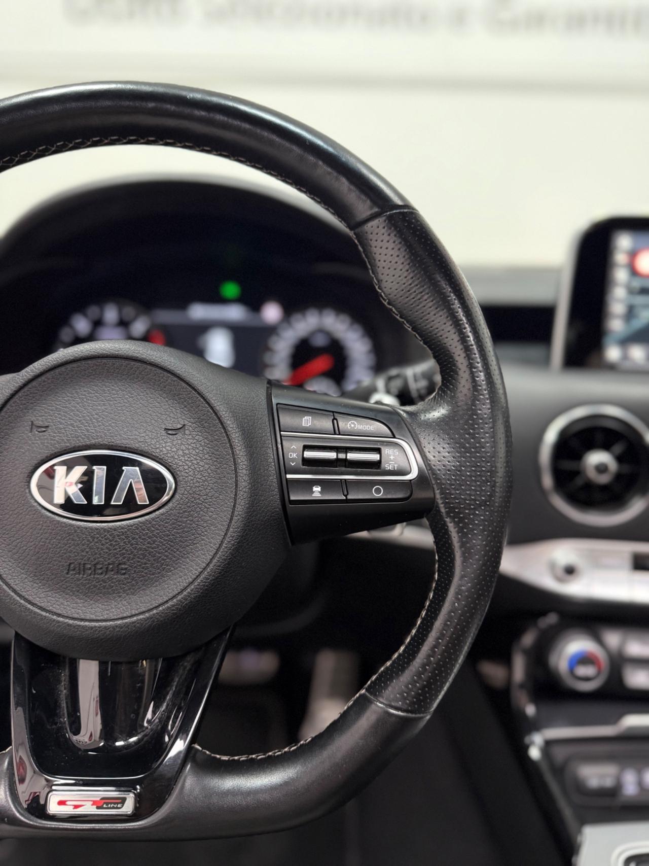 Kia Stinger 2.2 CRDi AWD AT8 GT Line 02/2019 EURO 6B