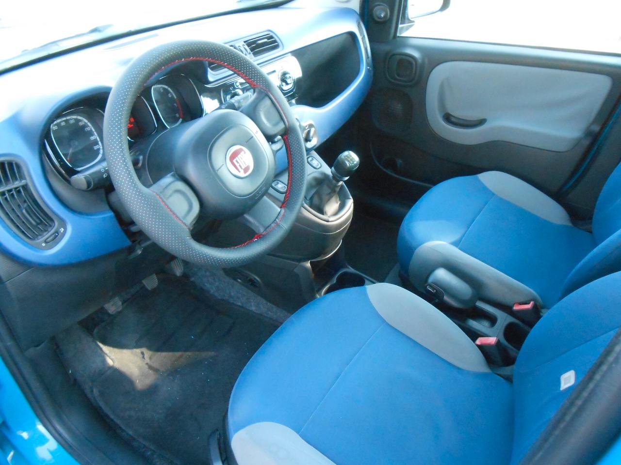 Fiat Panda 1.2 Lounge 69 cv 5 posti