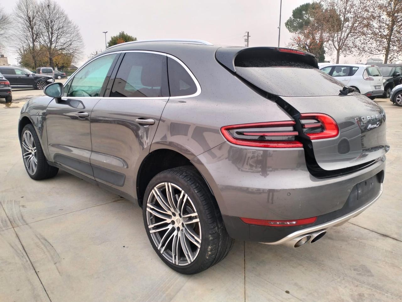 Porsche Macan 3.0 S Diesel 250 CV - SINISTRATO