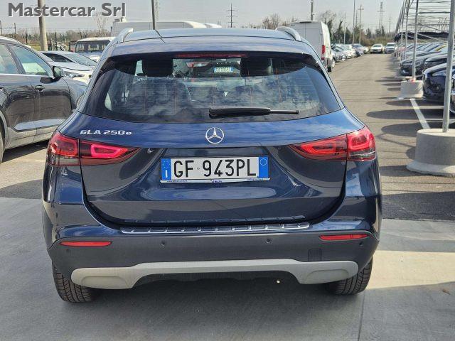 MERCEDES-BENZ GLA 250 GLA e phev (eq-power) Business Extra auto GF943PL