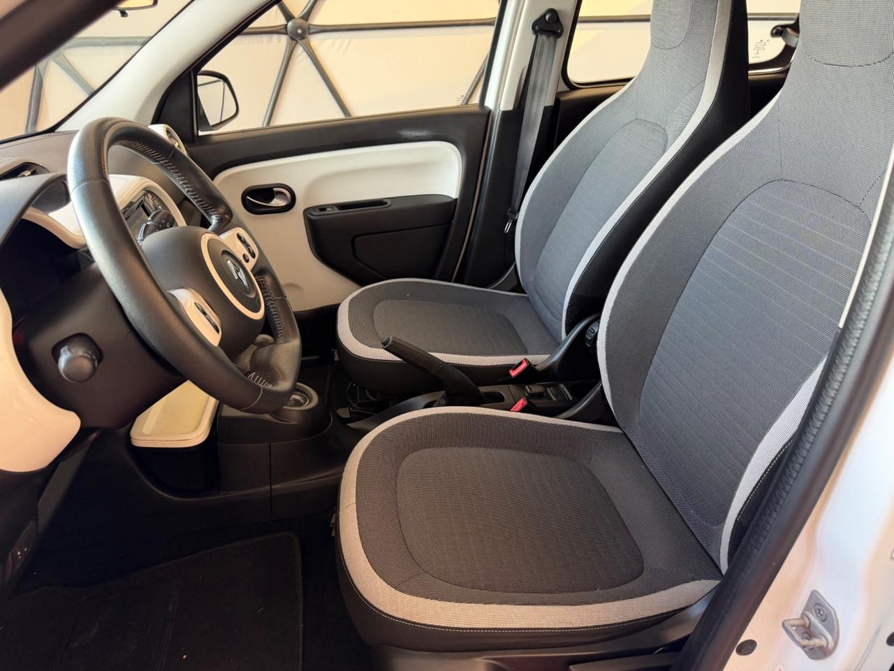 Renault Twingo TCe 90 CV EDC Intens