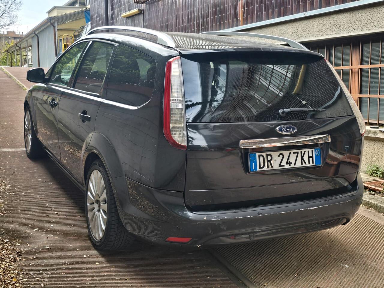 Ford Focus 1.6 TDCi (110CV) SW Tit. DPF - UNICO PROPRIETARIO TETTO APRIBILE