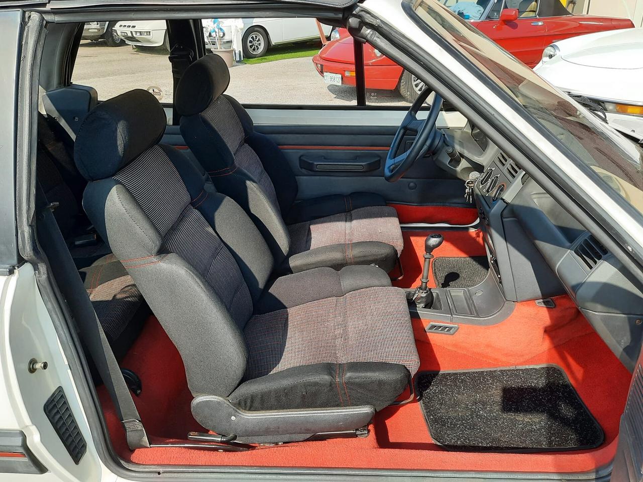 Peugeot 205 CTI 1600 Cabriolet del 1988