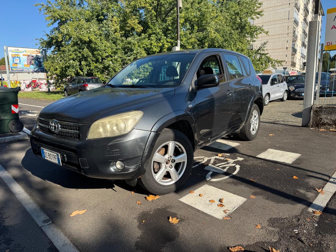 Toyota RAV 4 2.2 D 177 CV Luxury 4x4