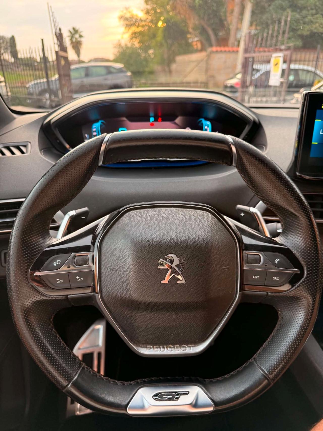 Peugeot 3008 1.6 e-EAT8 180cv GT Pack Benz/Ibrida