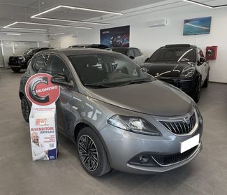LANCIA Ypsilon 1.0 Hybrid Gold