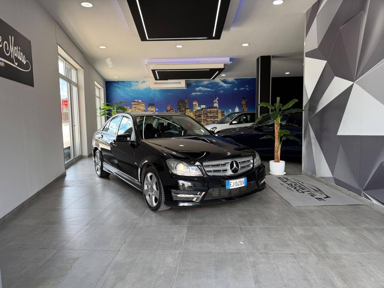 Mercedes-benz C 220 CDI BlueEFFICIENCY Avantgarde