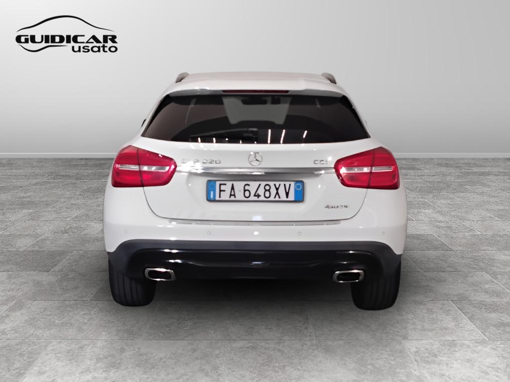 Mercedes-Benz GLA-X156 2014 - GLA 220 d (cdi) Sport 4matic 170cv auto